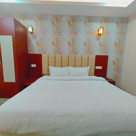 Awadh Samrat Resort Ayodhya 外观 照片