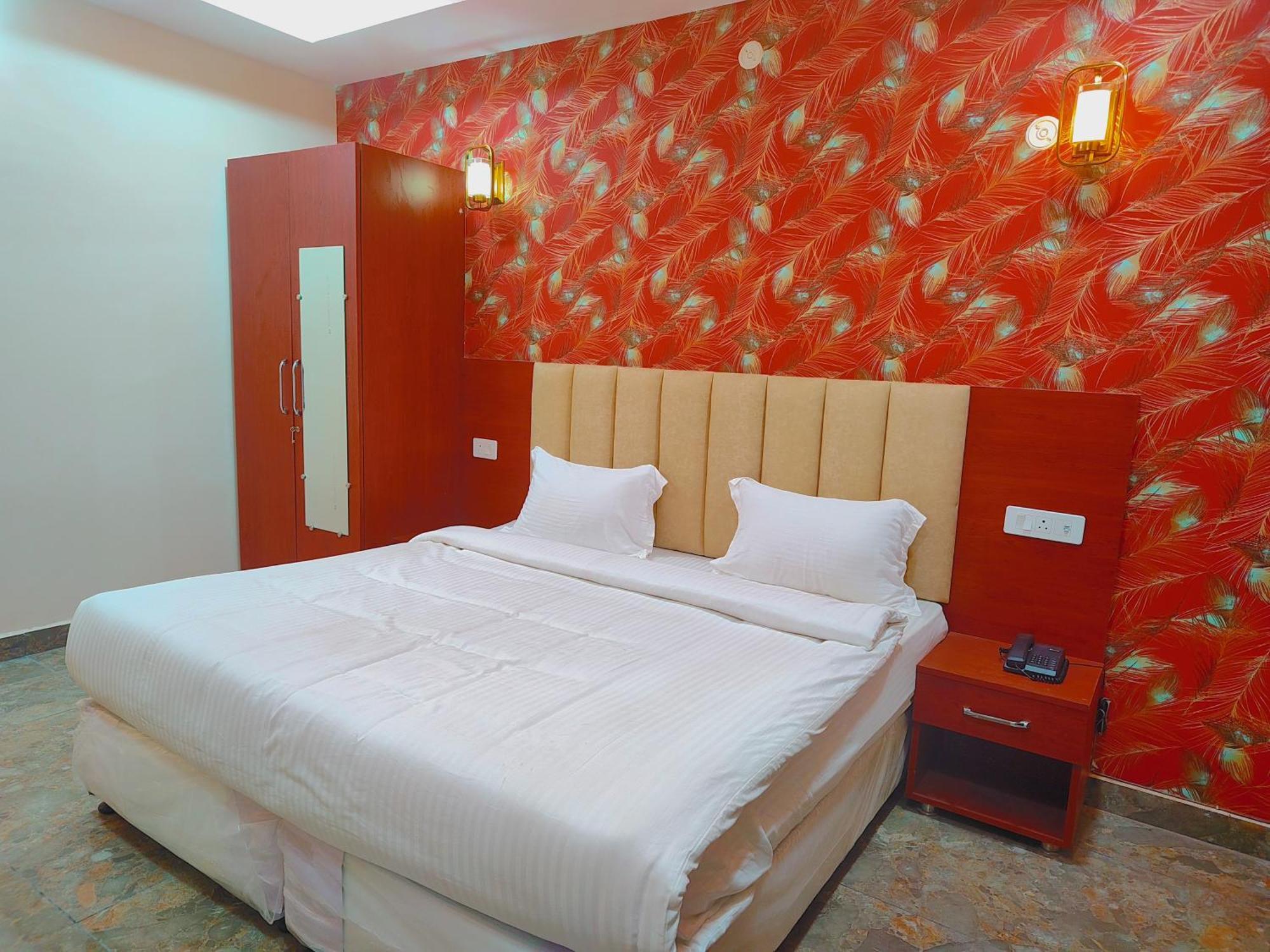 Awadh Samrat Resort Ayodhya 外观 照片