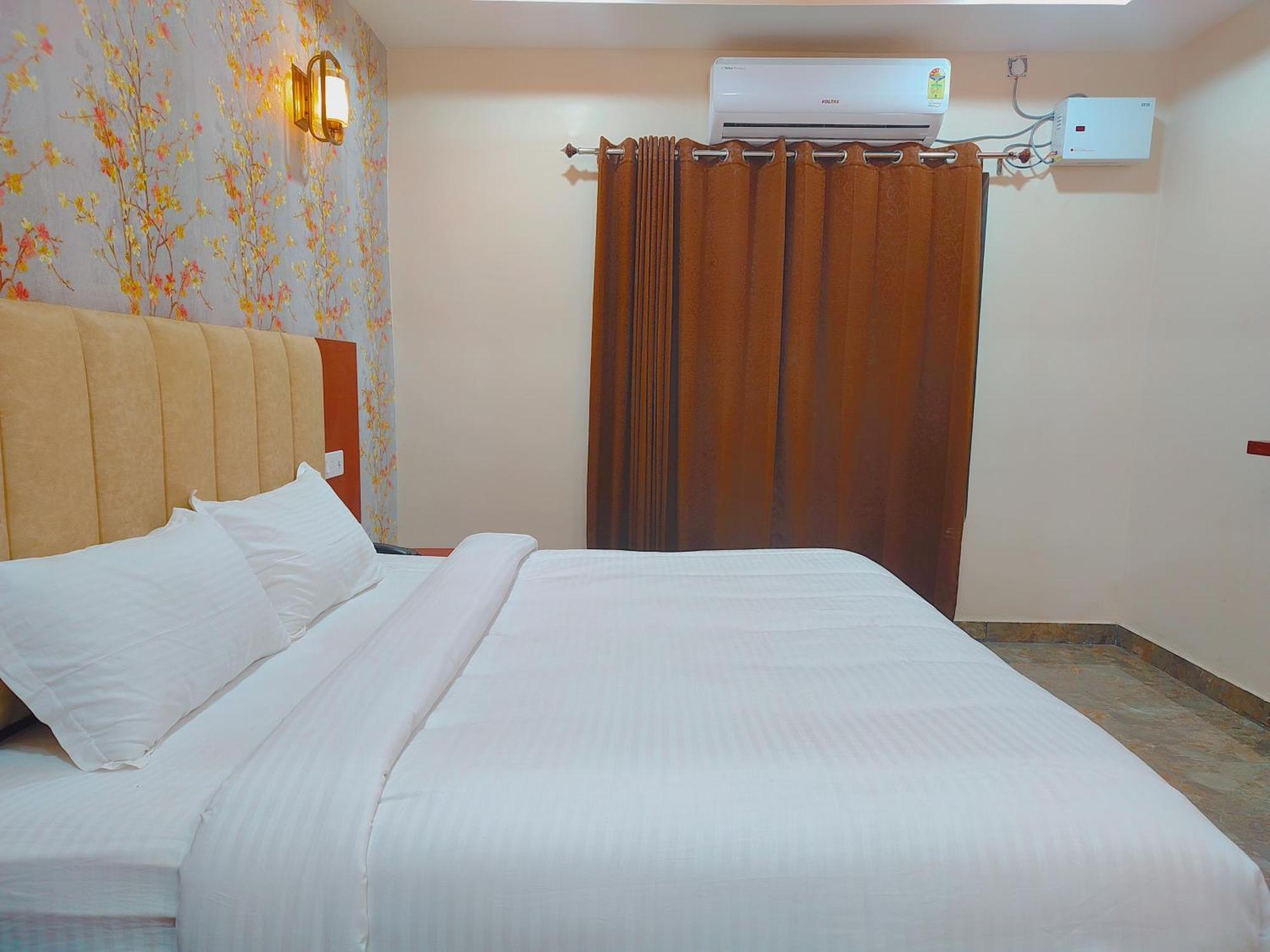 Awadh Samrat Resort Ayodhya 外观 照片