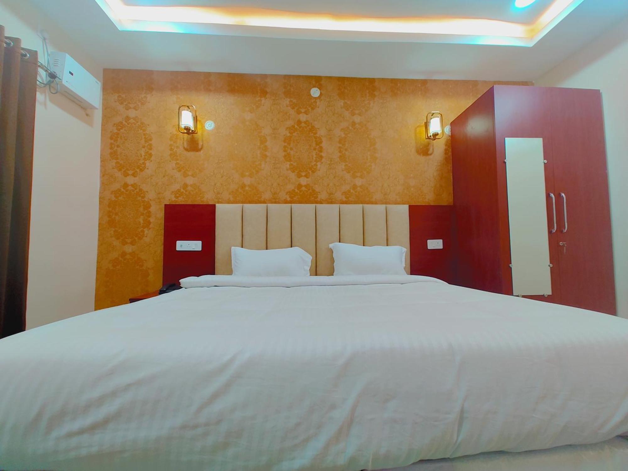 Awadh Samrat Resort Ayodhya 外观 照片