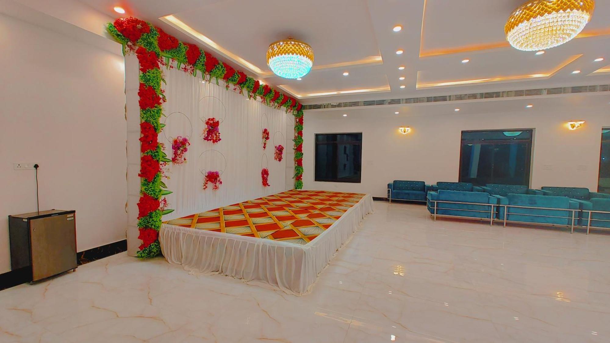 Awadh Samrat Resort Ayodhya 外观 照片