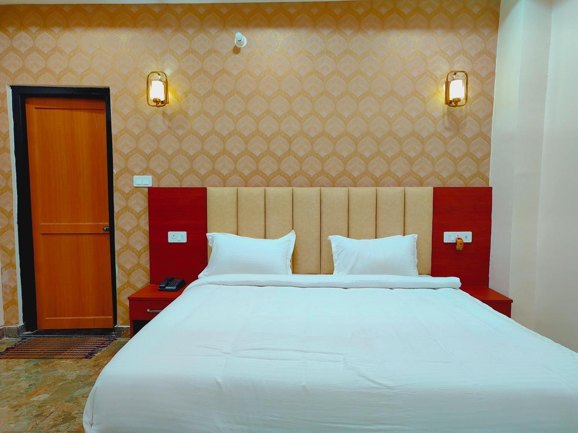 Awadh Samrat Resort Ayodhya 外观 照片