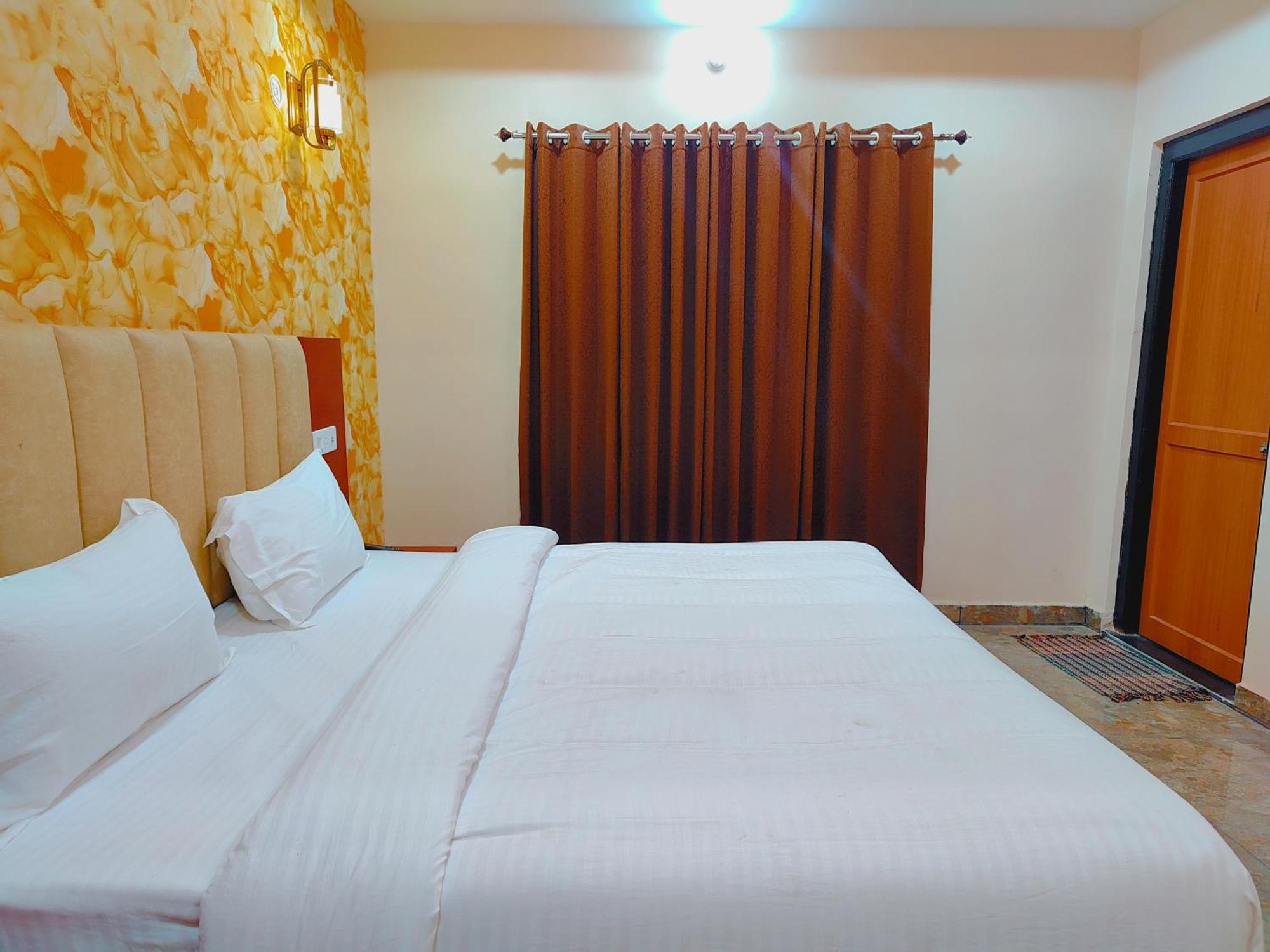 Awadh Samrat Resort Ayodhya 外观 照片